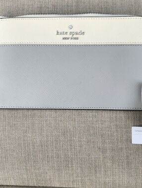 kate spade Two-Tone Cream and Light Gray Wallet